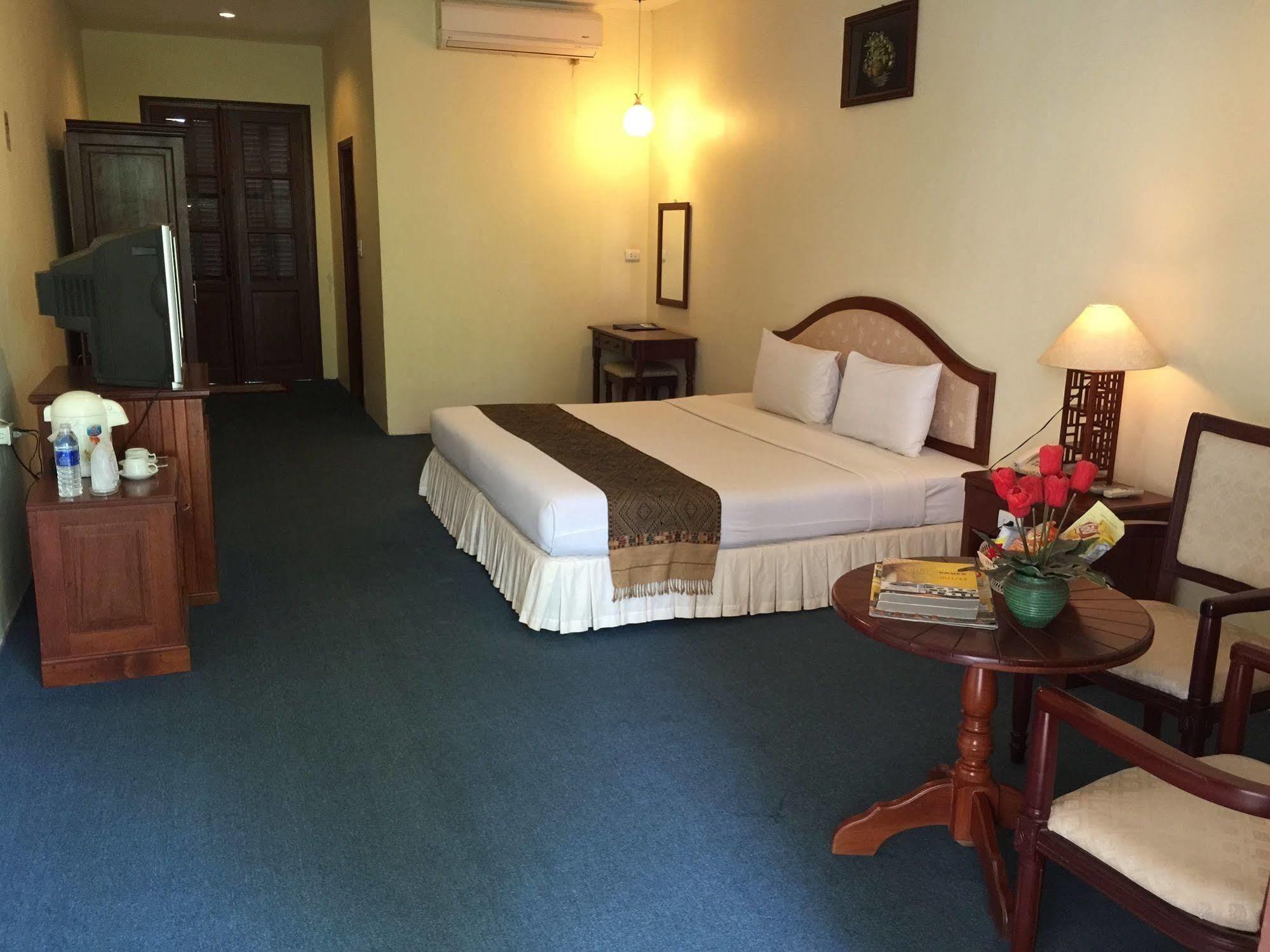 Champasak Palace Hotel Pakse Exteriér fotografie