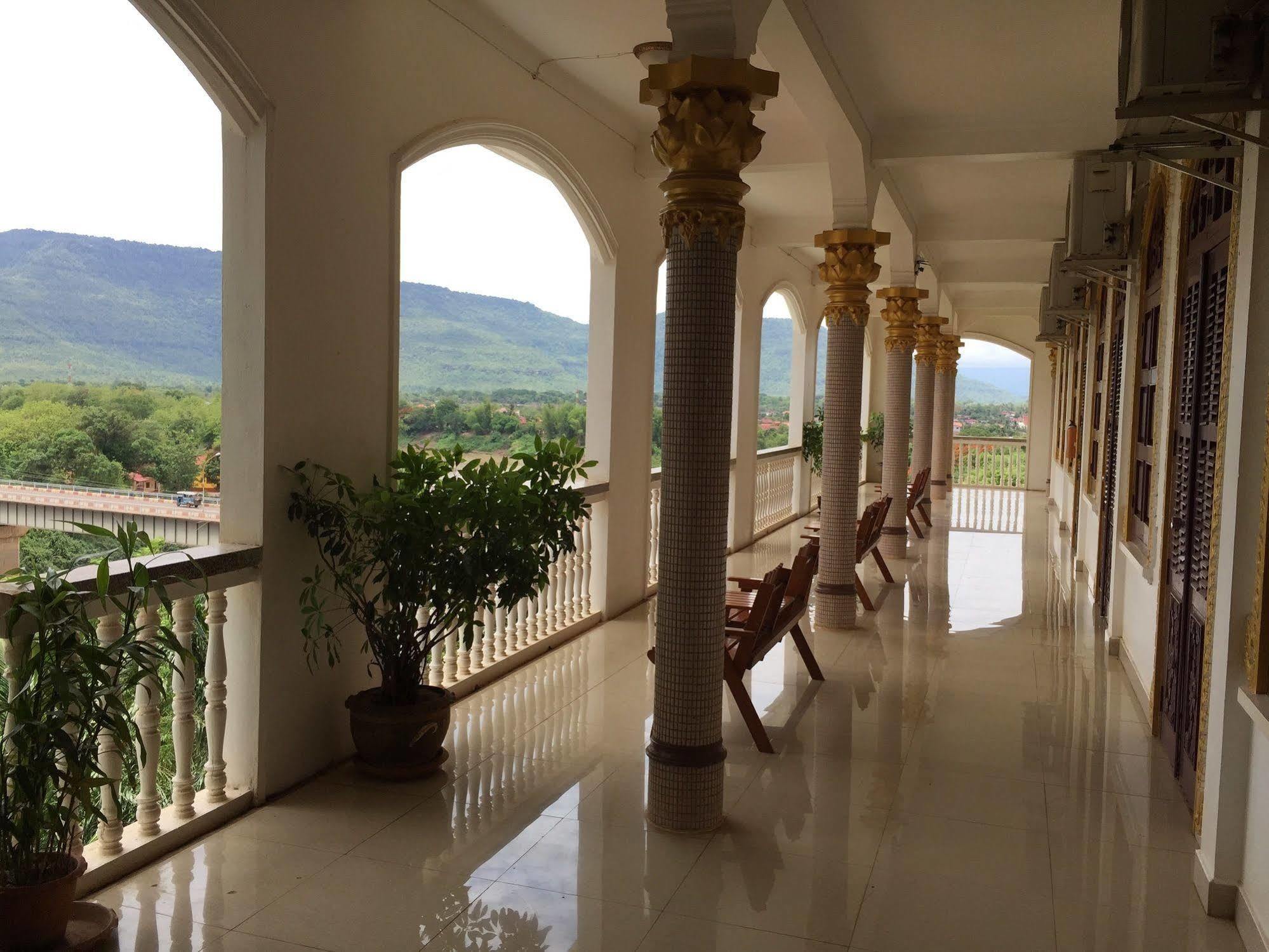 Champasak Palace Hotel Pakse Exteriér fotografie