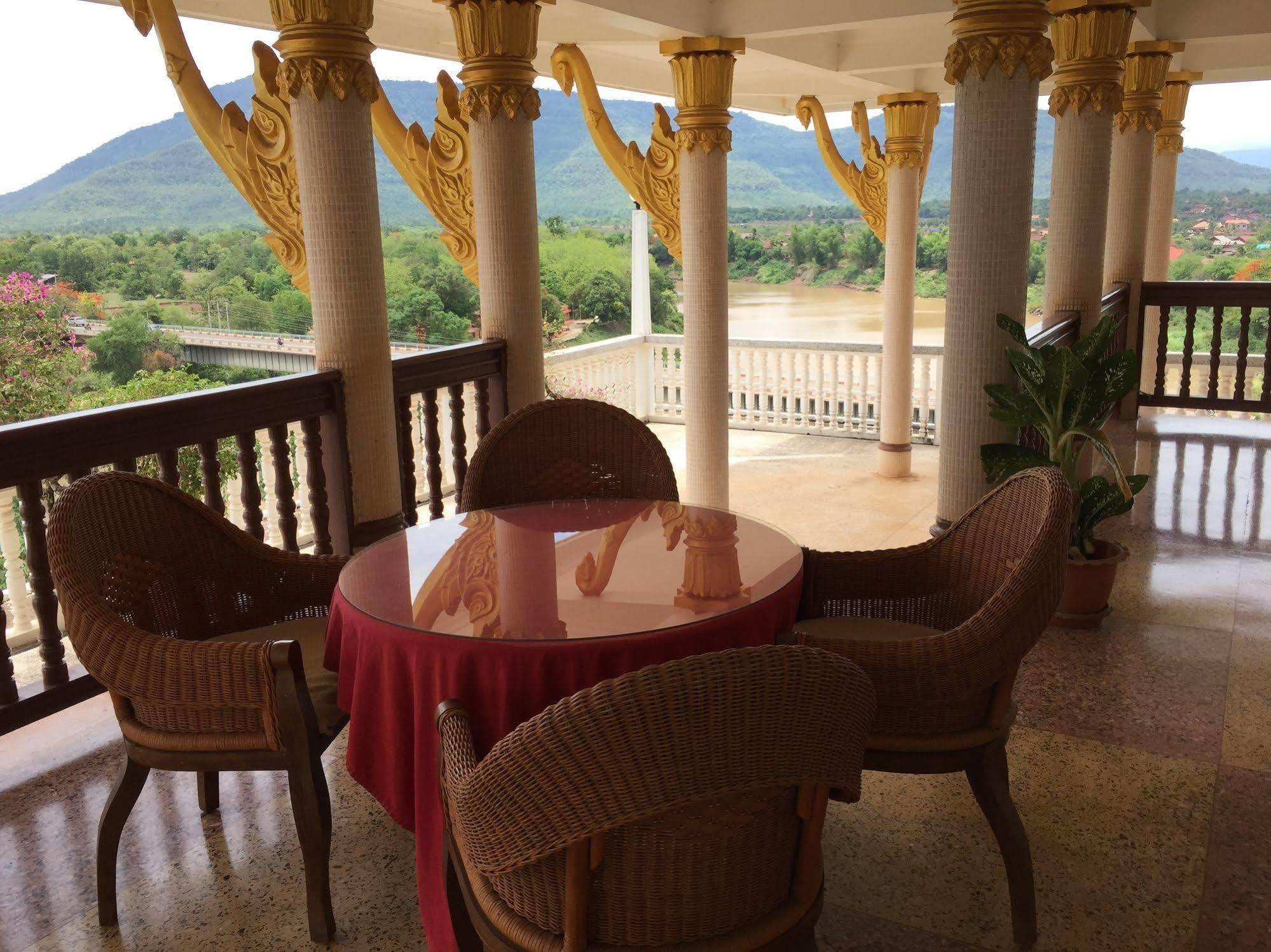 Champasak Palace Hotel Pakse Exteriér fotografie