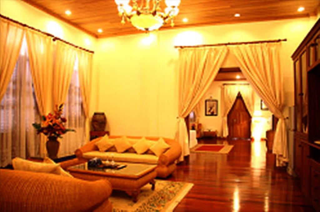 Champasak Palace Hotel Pakse Exteriér fotografie