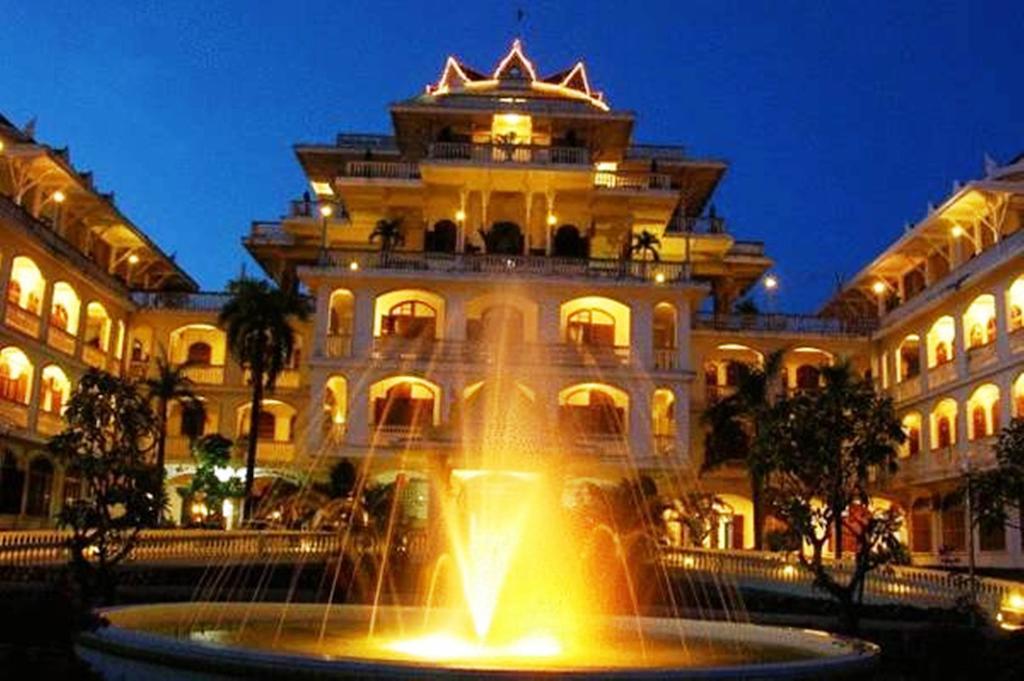 Champasak Palace Hotel Pakse Exteriér fotografie